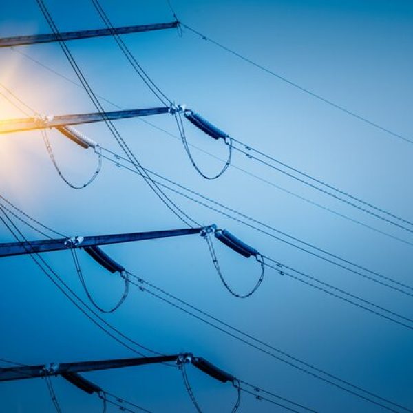 high-voltage-tower-isolated-sky_1359-380